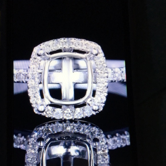 Semi Mount of 10K gold, .25 carats diamonds - Picture 3 of 8